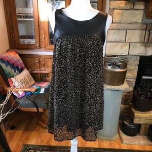 ZOUK: SIZE MEDIUM BLACK AND MULTI COLORED BABYDOLL STYLE FULLY LINED DRESS